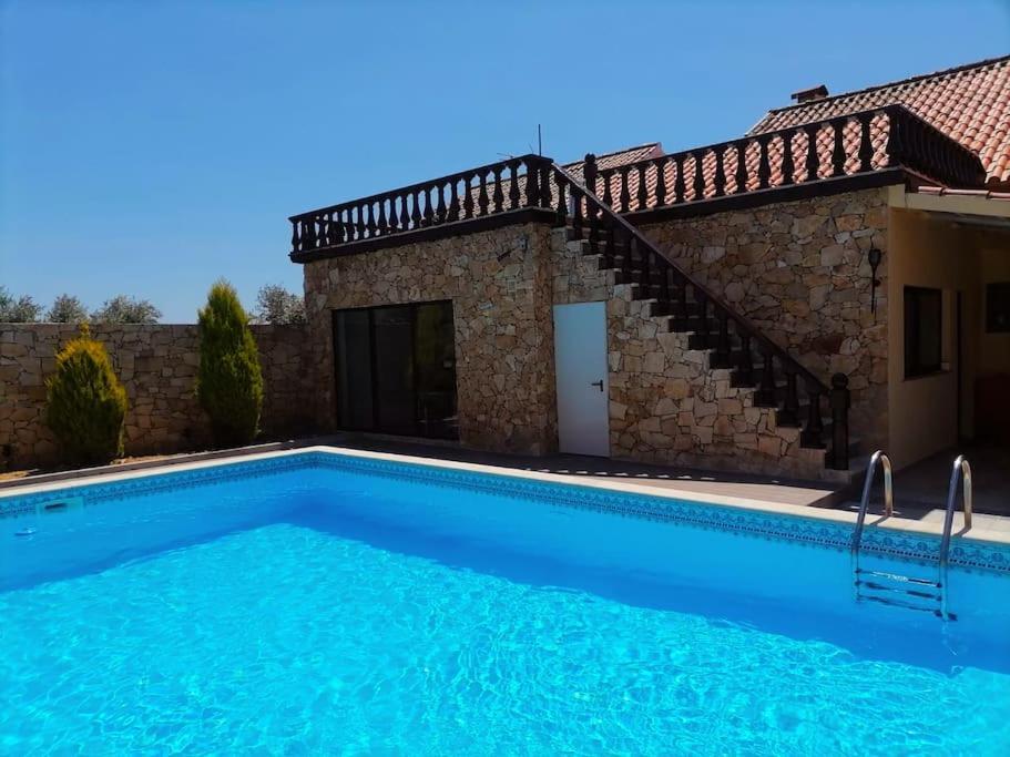 Private Pool & House - Serenity Villa Ancião Zewnętrze zdjęcie